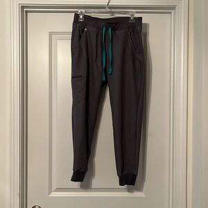 Figs Zamora jogger scrub